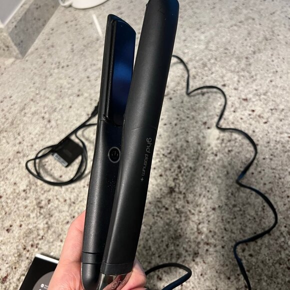 GHD Platinum Styler 1" Flat Iron Hair Tool Straightener - Picture 4 of 5